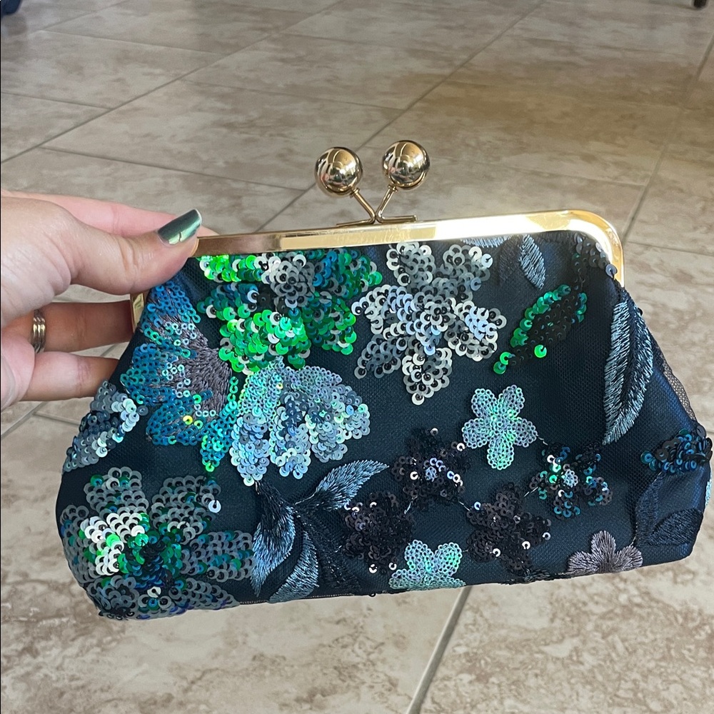 Unbranded gorgeous sequin kisslock bag